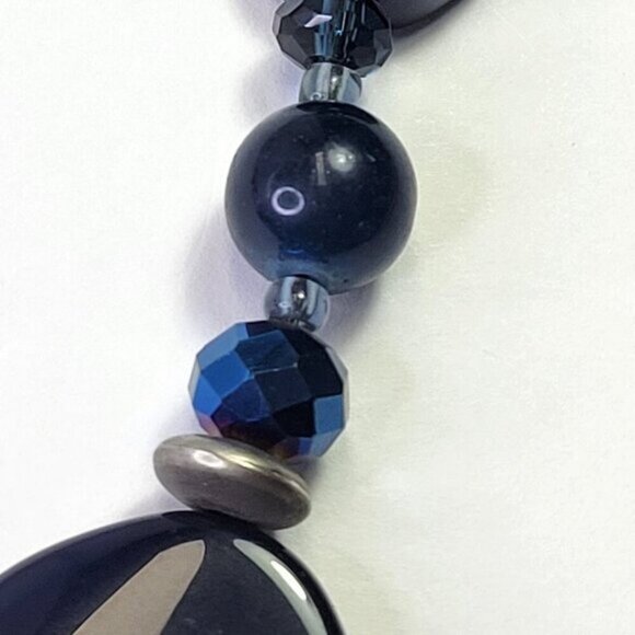 Chunky Black & Blue  Acrylic Nugget Bead Statement Necklace - Picture 10 of 10